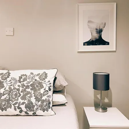 Beautiful 1-bed In Apartment