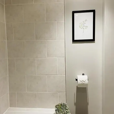 Beautiful 1-bed In Apartment *