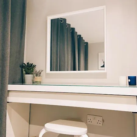 Beautiful 1-bed In Apartamento *
