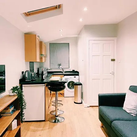 Beautiful 1-bed In