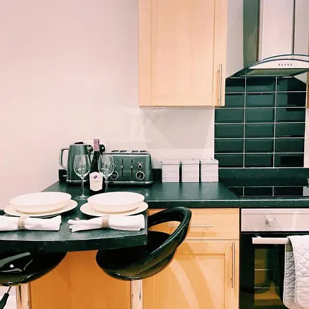 Beautiful 1-bed In Apartamento